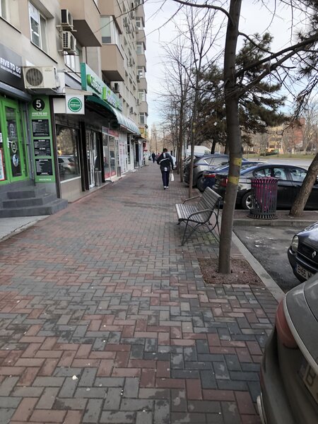 Mihai Bravu, Piata Muncii,